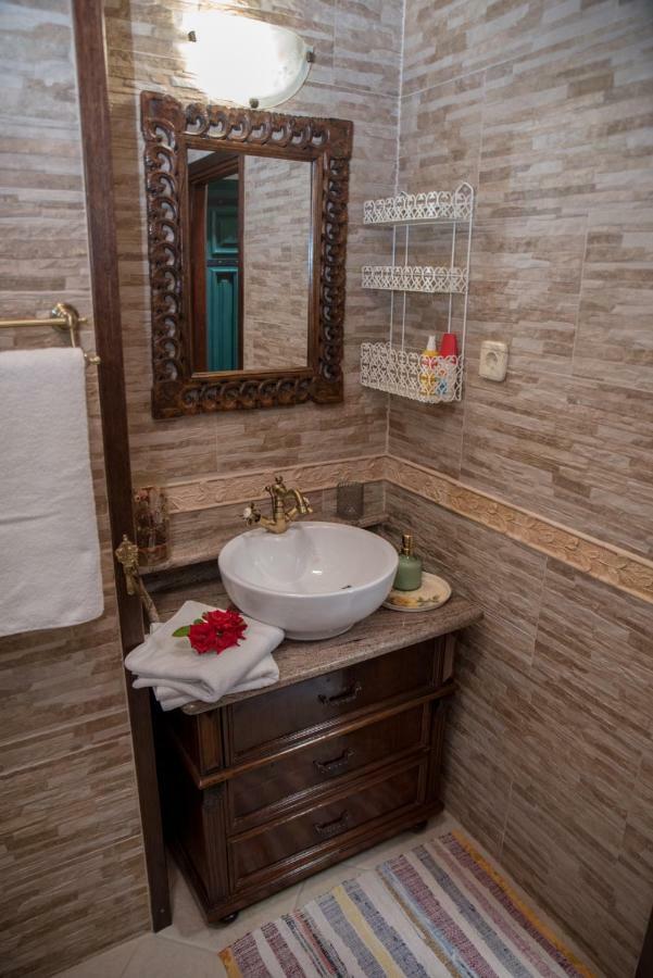 קלק Holiday Home Zavala מראה חיצוני תמונה