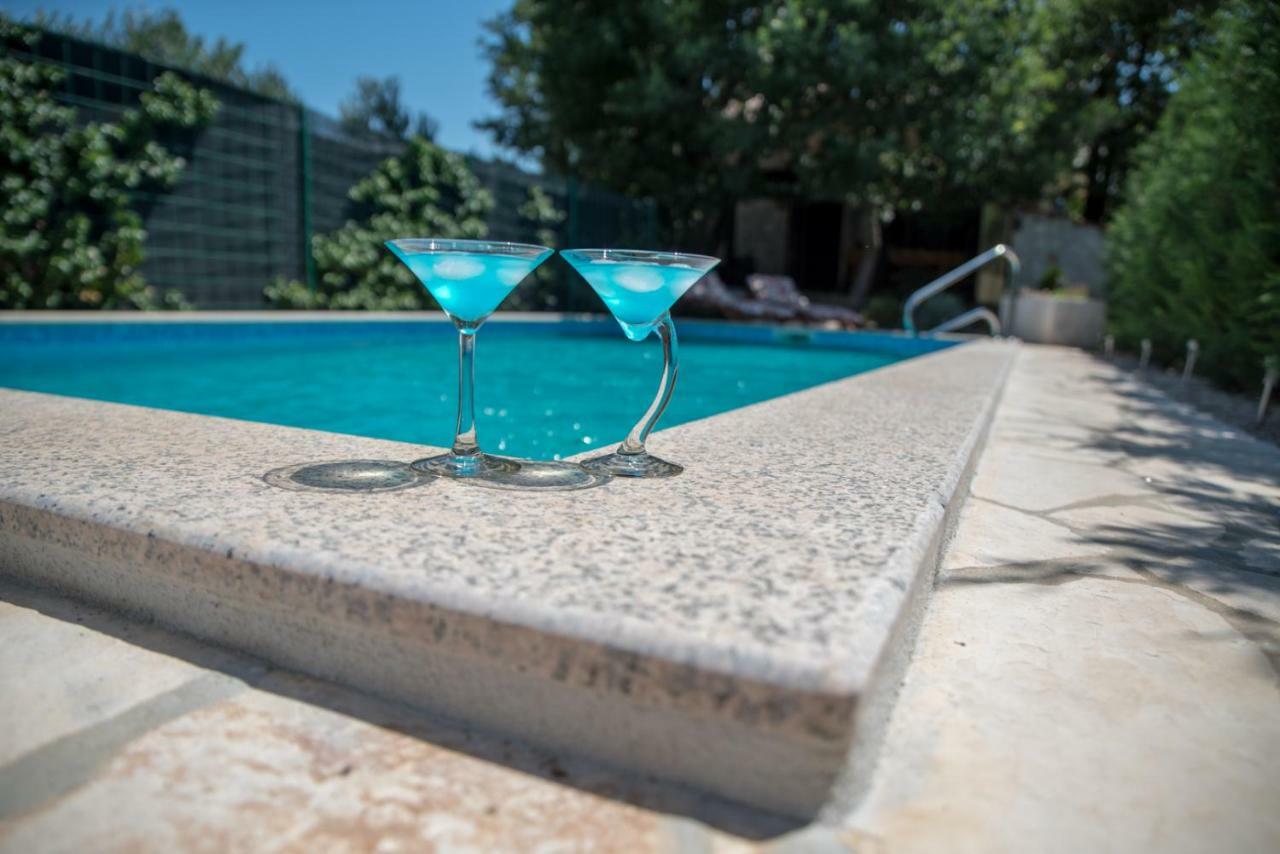 קלק Holiday Home Zavala מראה חיצוני תמונה
